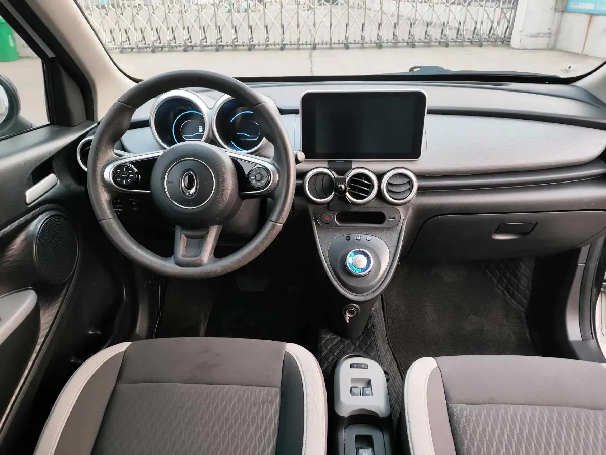 2019 HuangHai WeiLong 2.5T 129HP L4 6AT,autocango,china used car exporter,china ev exporter,chinese used car exporter,chinese used ev exporter