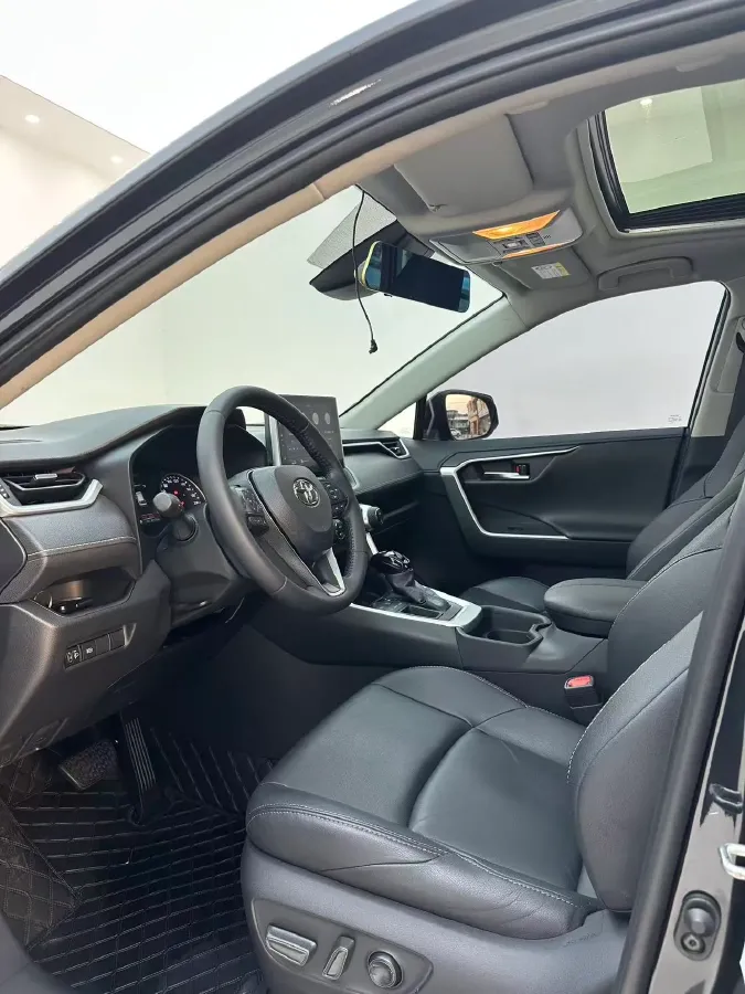 2020 Toyota Wildlander 2.0L 171HP L4 CVT,autocango,china used car exporter,china ev exporter,chinese used car exporter,chinese used ev exporter