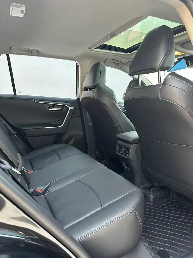 2020 Toyota Wildlander 2.0L 171HP L4 CVT,autocango,china used car exporter,china ev exporter,chinese used car exporter,chinese used ev exporter