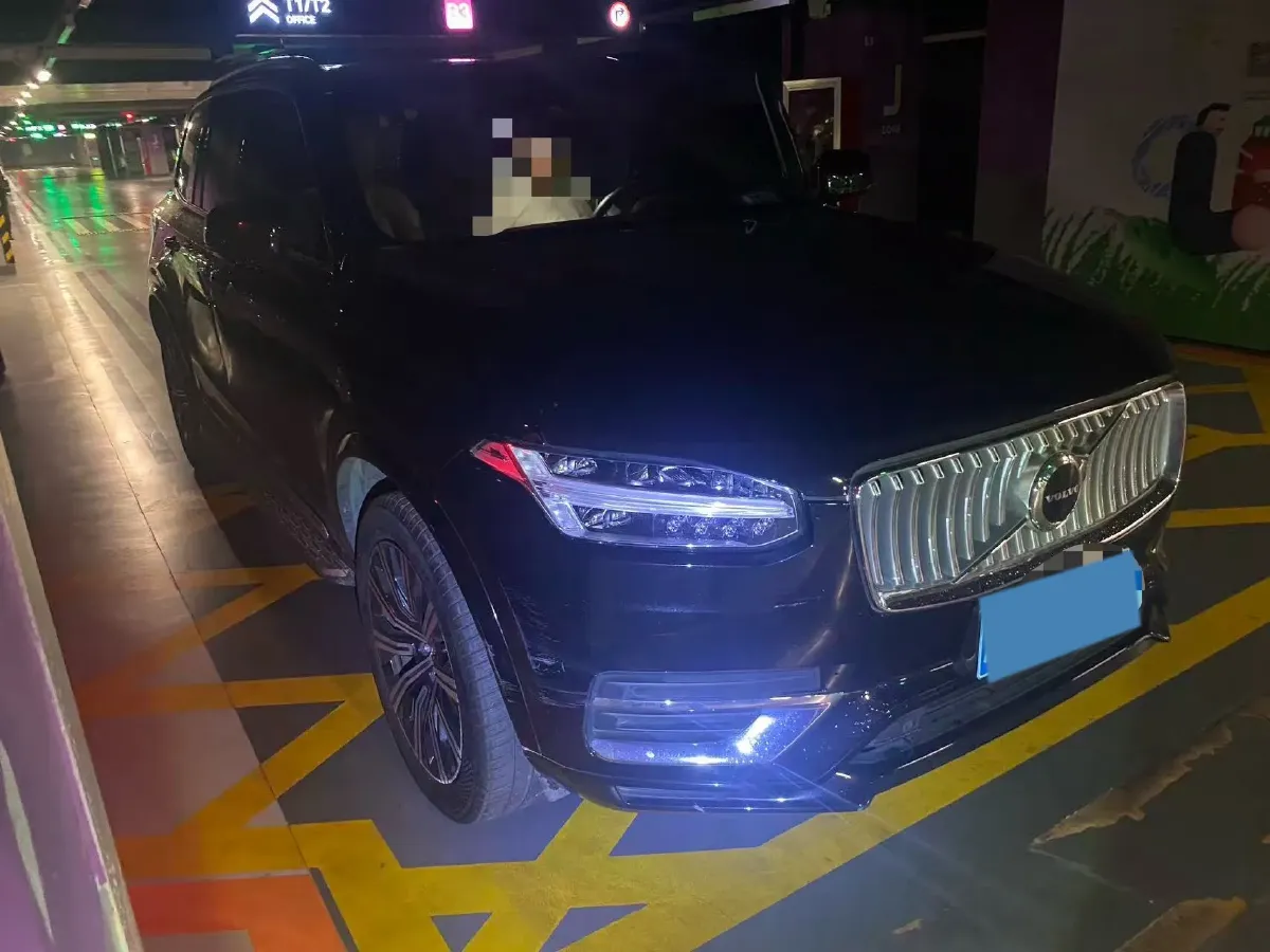 2023 Volvo XC90 2.0T 299HP L4 8AT,autocango,china used car exporter,china ev exporter,chinese used car exporter,chinese used ev exporter