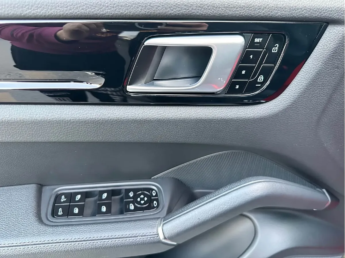 2019 Porsche Cayenne 3.0T 340HP V6 8AT,autocango,china used car exporter,china ev exporter,chinese used car exporter,chinese used ev exporter