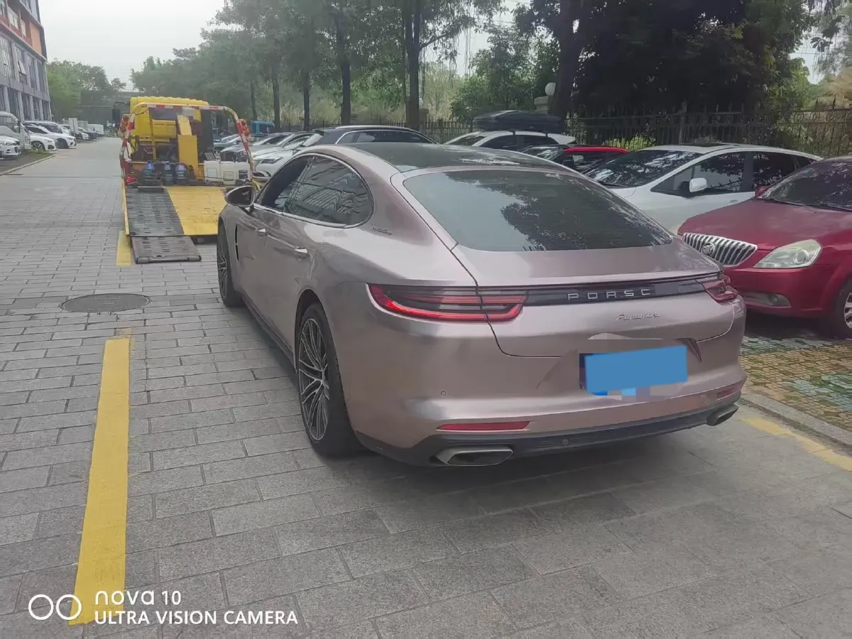 2019 Porsche Panamera 2.9T 330HP V6 8DCT,autocango,china used car exporter,china ev exporter,chinese used car exporter,chinese used ev exporter