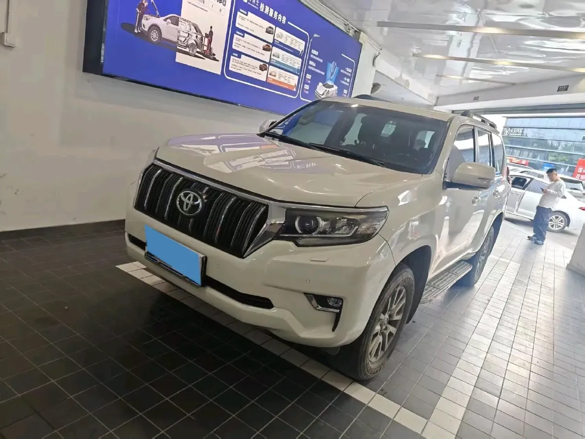 2018 Mercedes-Benz E Class 2.0T 184HP L4 9AT,autocango,china used car exporter,china ev exporter,chinese used car exporter,chinese used ev exporter