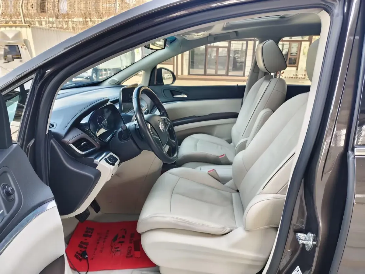 2021 Buick GL8 2.0T 237HP L4 9AT,autocango,china used car exporter,china ev exporter,chinese used car exporter,chinese used ev exporter