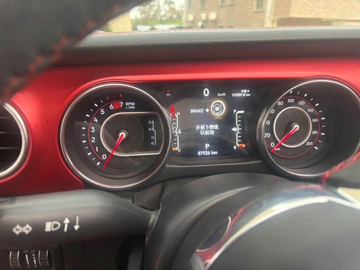 2019 Jeep Wrangler 2.0T 266HP L4 8AT,autocango,china used car exporter,china ev exporter,chinese used car exporter,chinese used ev exporter