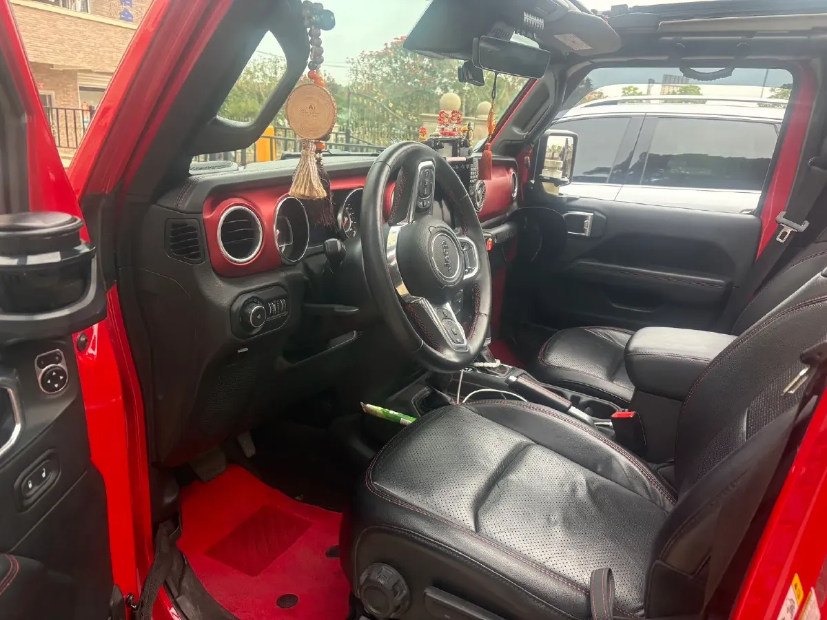 2019 Jeep Wrangler 2.0T 266HP L4 8AT,autocango,china used car exporter,china ev exporter,chinese used car exporter,chinese used ev exporter