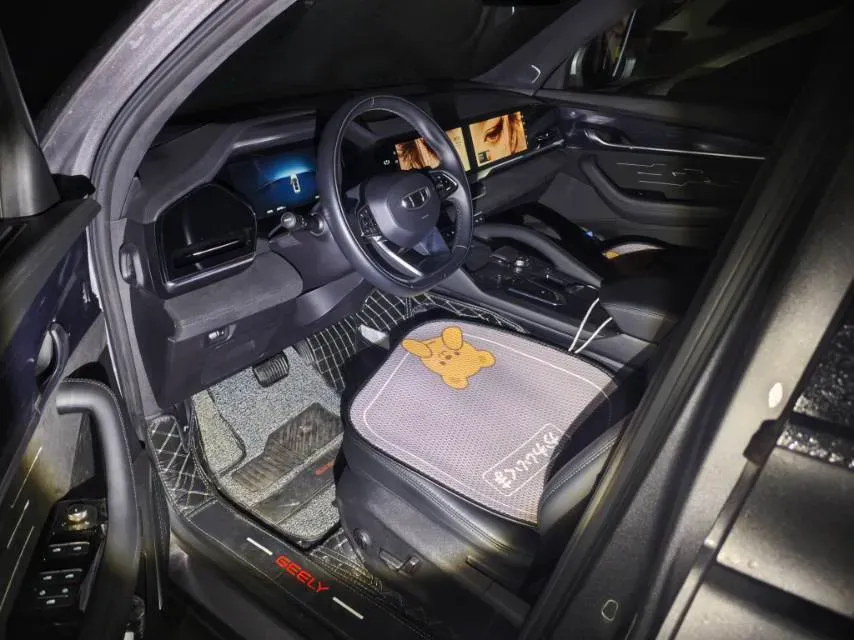 2024 Geely Monjaro 2.0T 238HP L4 8AT,autocango,china used car exporter,china ev exporter,chinese used car exporter,chinese used ev exporter