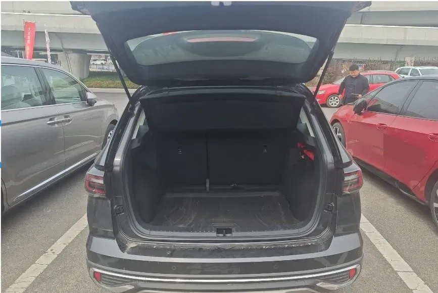 2023 Volkswagen Tharu 1.5T 160HP L4 7DCT,autocango,china used car exporter,china ev exporter,chinese used car exporter,chinese used ev exporter