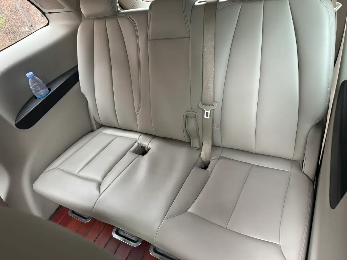 2021 Buick GL8 2.0T 237HP L4 9AT,autocango,china used car exporter,china ev exporter,chinese used car exporter,chinese used ev exporter