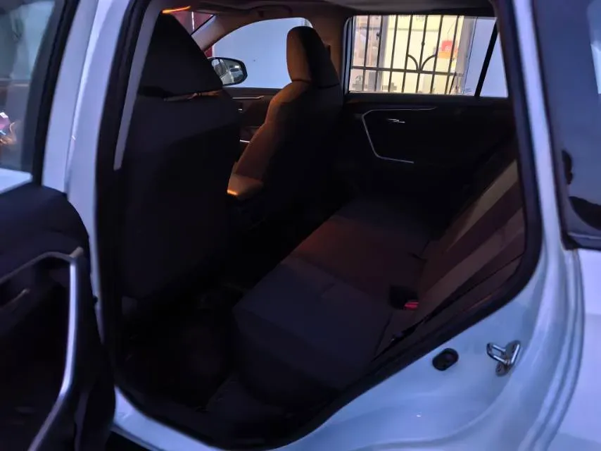 2020 Toyota RAV4 2.0L 171HP L4 CVT,autocango,china used car exporter,china ev exporter,chinese used car exporter,chinese used ev exporter