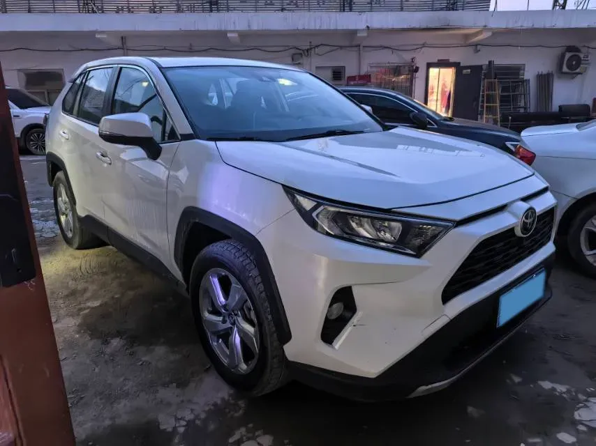 2020 Toyota RAV4 2.0L 171HP L4 CVT,autocango,china used car exporter,china ev exporter,chinese used car exporter,chinese used ev exporter