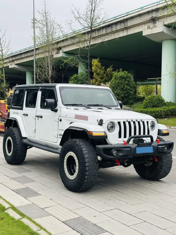 2019 Jeep Wrangler 2.0T 266HP L4 8AT,autocango,china used car exporter,china ev exporter,chinese used car exporter,chinese used ev exporter
