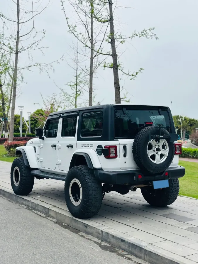 2019 Jeep Wrangler 2.0T 266HP L4 8AT,autocango,china used car exporter,china ev exporter,chinese used car exporter,chinese used ev exporter