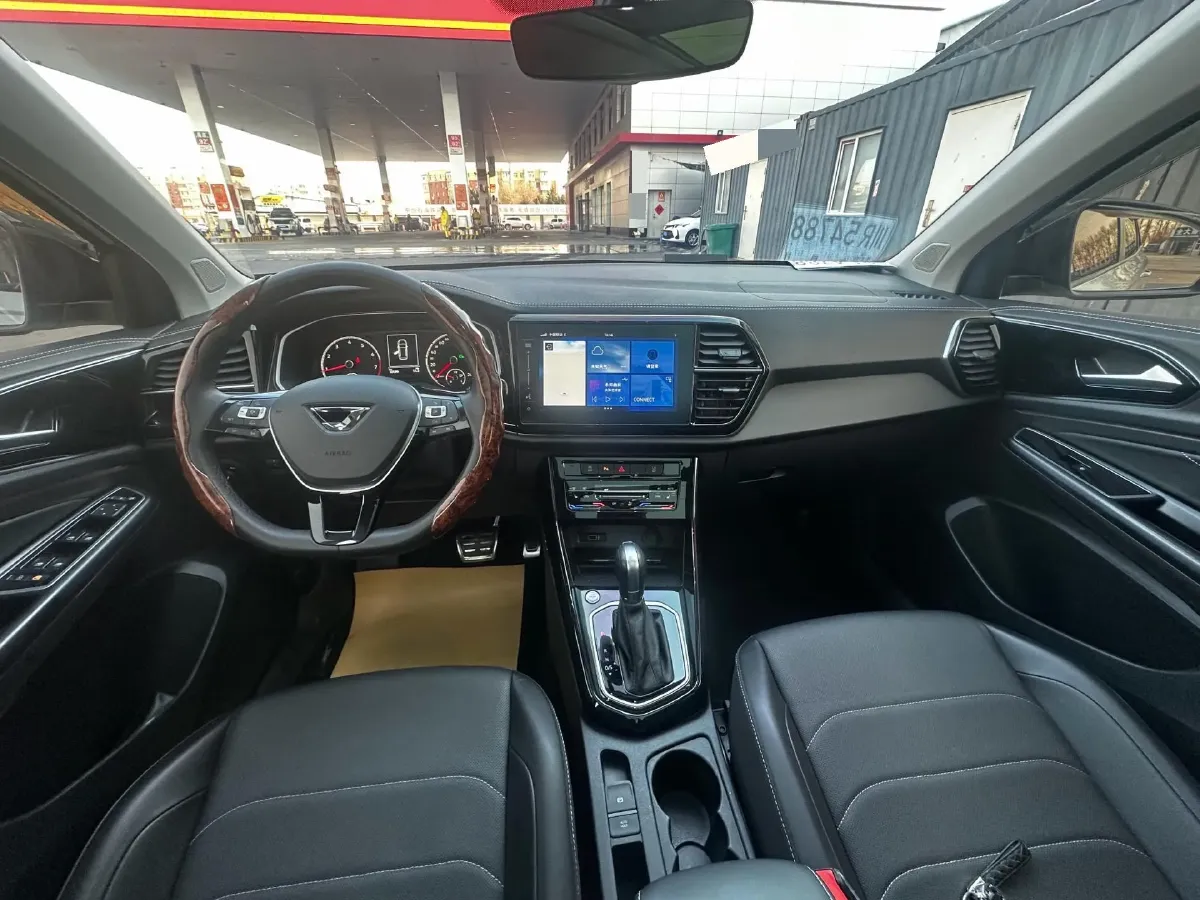 2022 Jetta VS7 1.4T 150HP L4 6AT,autocango,china used car exporter,china ev exporter,chinese used car exporter,chinese used ev exporter