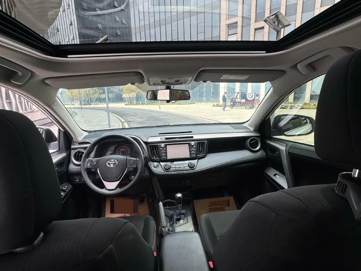 2019 Toyota Camry 2.0L 178HP L4 CVT,autocango,china used car exporter,china ev exporter,chinese used car exporter,chinese used ev exporter