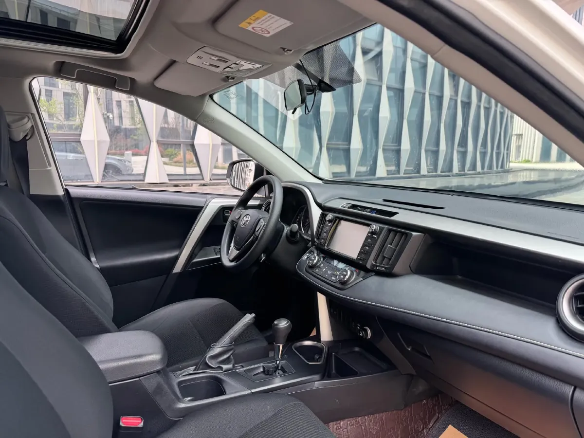 2019 Toyota Camry 2.0L 178HP L4 CVT,autocango,china used car exporter,china ev exporter,chinese used car exporter,chinese used ev exporter