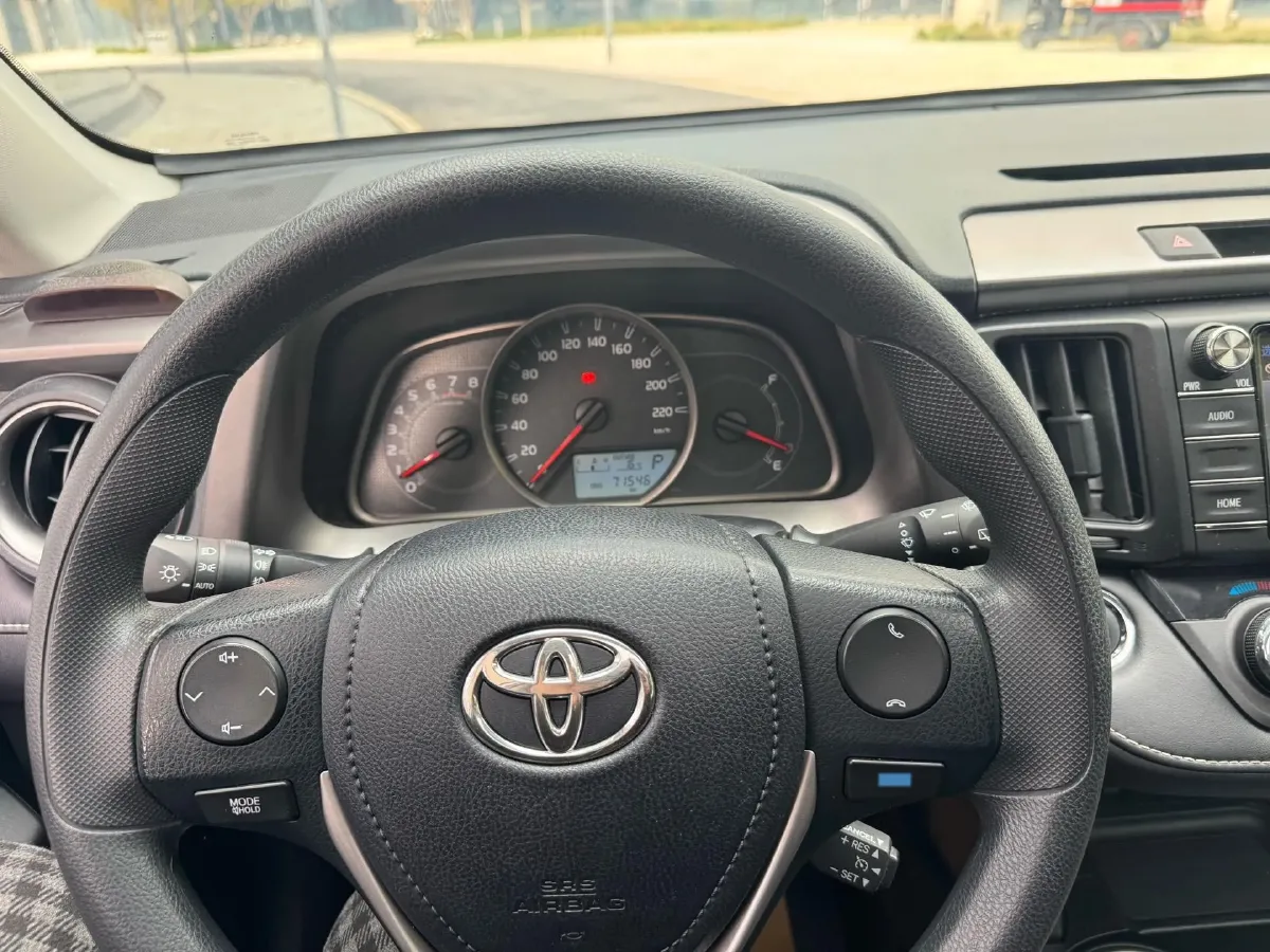 2019 Toyota Camry 2.0L 178HP L4 CVT,autocango,china used car exporter,china ev exporter,chinese used car exporter,chinese used ev exporter