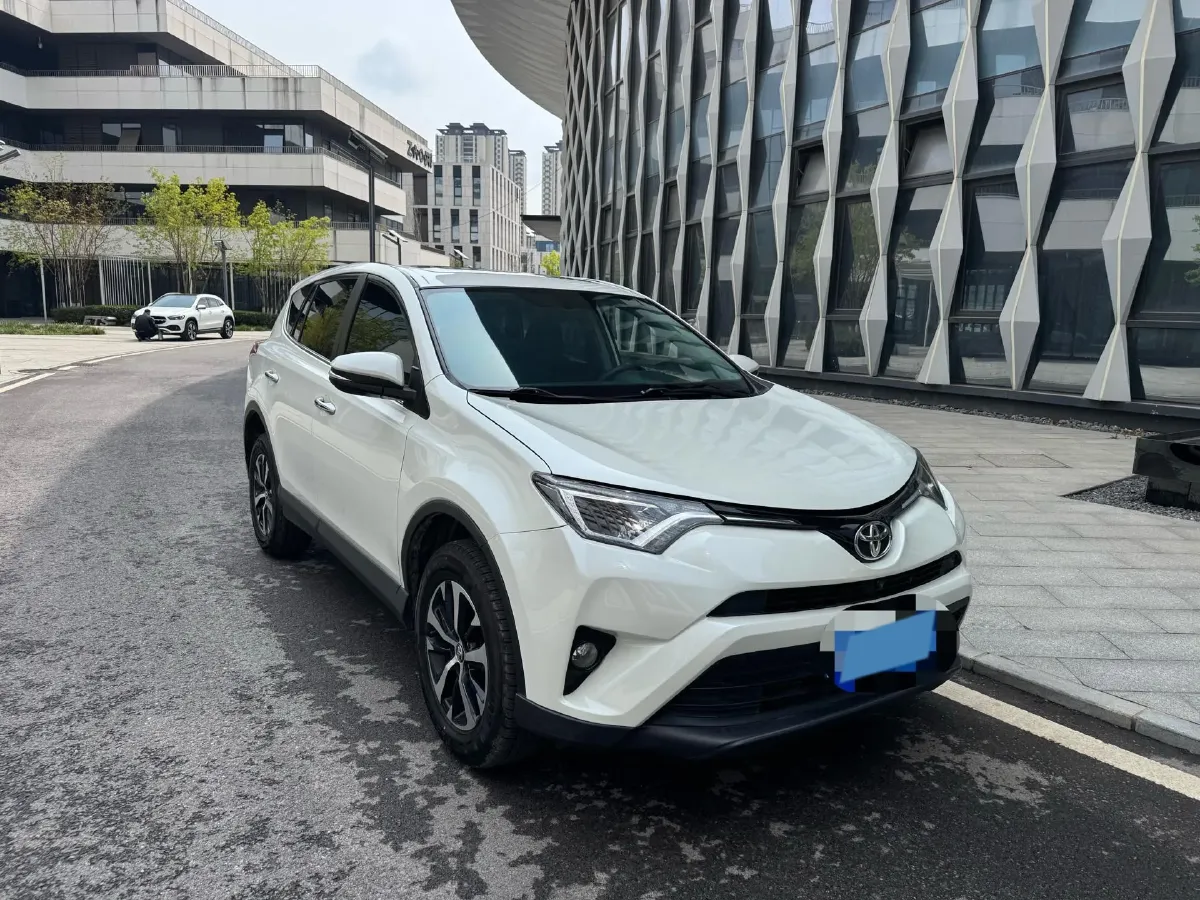 2019 Toyota Camry 2.0L 178HP L4 CVT,autocango,china used car exporter,china ev exporter,chinese used car exporter,chinese used ev exporter