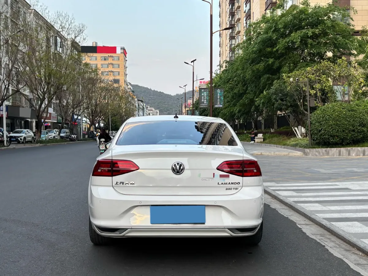 2019 Volkswagen Passat 1.4T 150HP L4 7DCT,autocango,china used car exporter,china ev exporter,chinese used car exporter,chinese used ev exporter