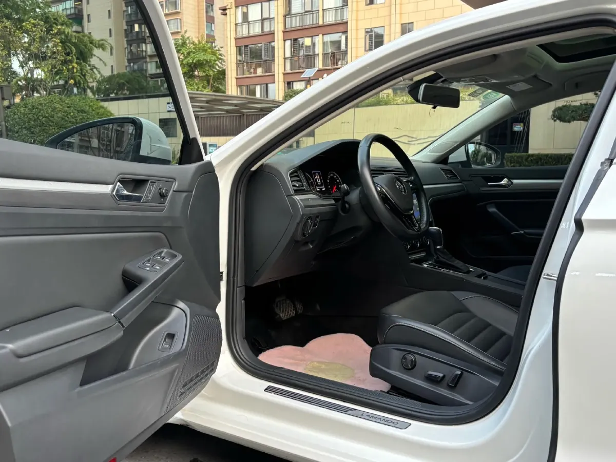 2019 Volkswagen Passat 1.4T 150HP L4 7DCT,autocango,china used car exporter,china ev exporter,chinese used car exporter,chinese used ev exporter