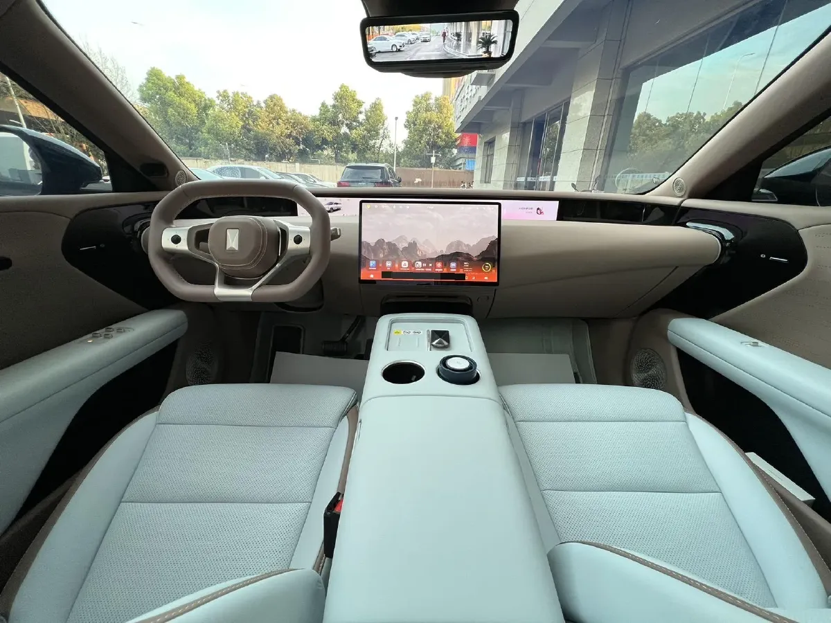 2026 Avatr 07 BEV,autocango,china used car exporter,china ev exporter,chinese used car exporter,chinese used ev exporter