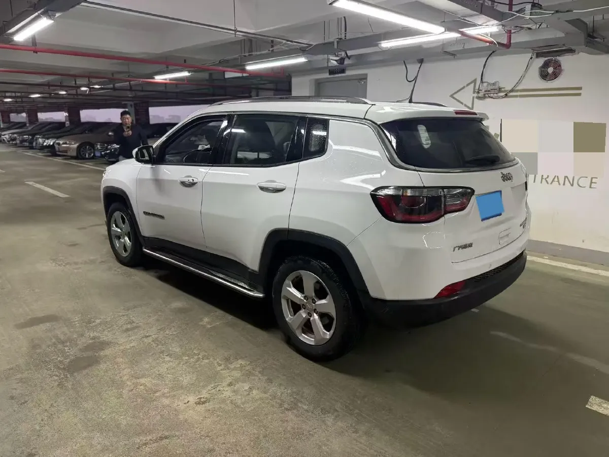 2019 Jeep Compass 2.0L 148HP L4 9AT,autocango,china used car exporter,china ev exporter,chinese used car exporter,chinese used ev exporter