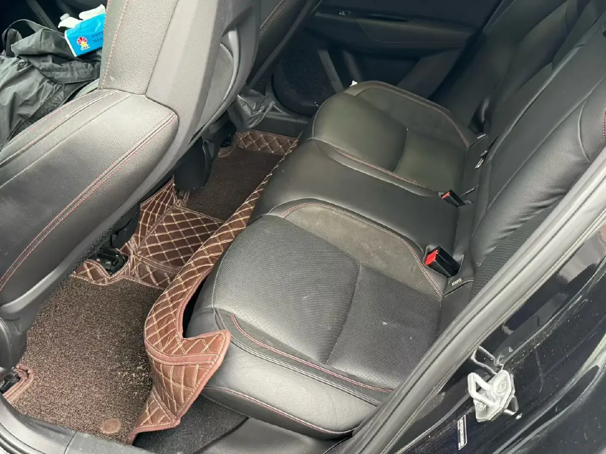 2018 Toyota C-HR 2.0L 171HP L4 CVT,autocango,china used car exporter,china ev exporter,chinese used car exporter,chinese used ev exporter