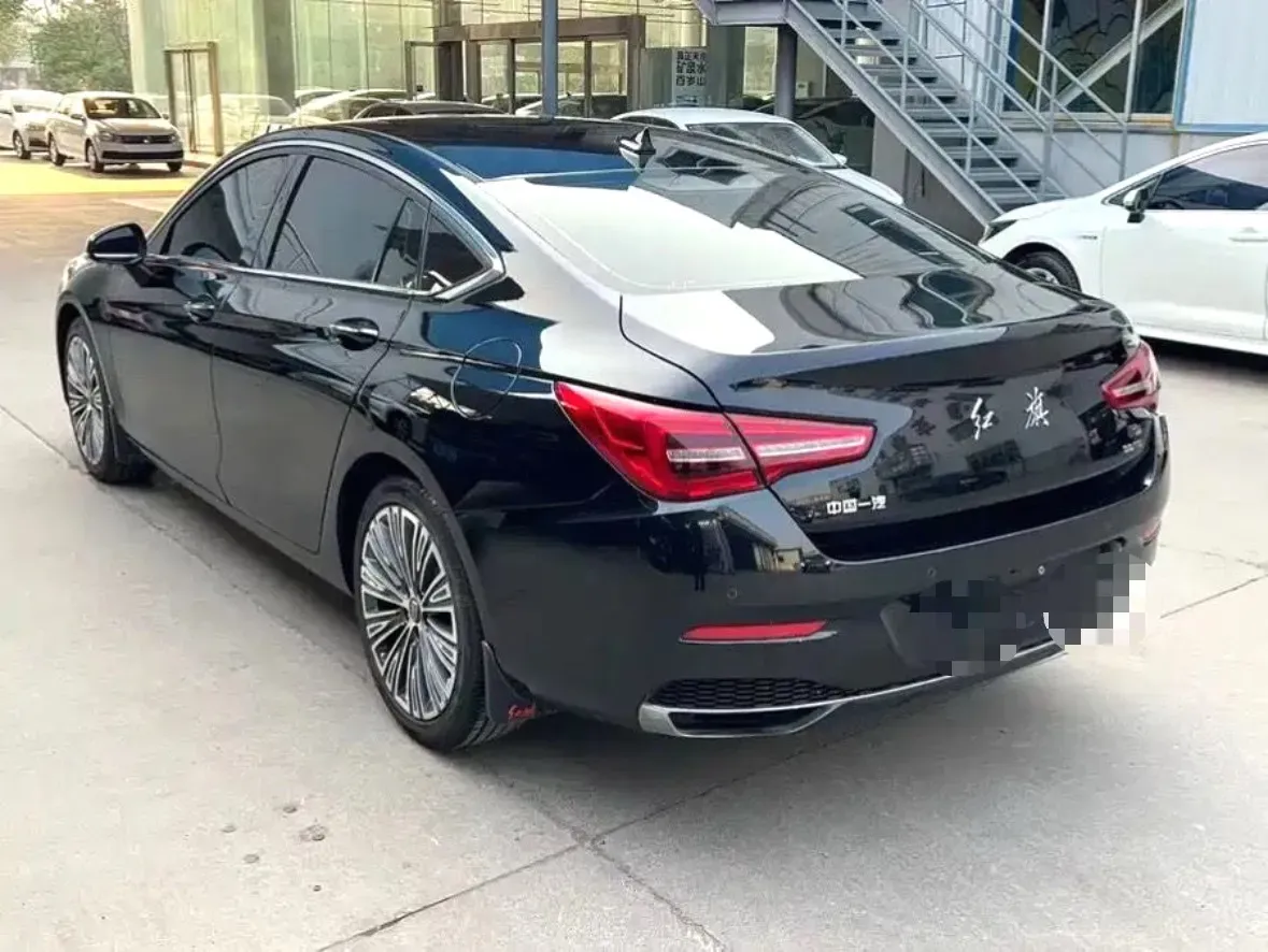 2020 HongQi H5 1.5T 169HP L4 7DCT,autocango,china used car exporter,china ev exporter,chinese used car exporter,chinese used ev exporter