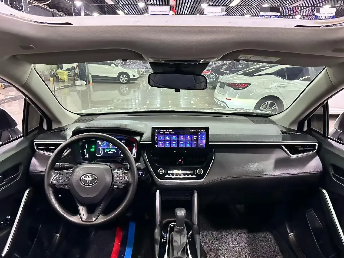 2024 Toyota Corolla Cross 2.0L 152HP L4 E-CVT Hybrid,autocango,china used car exporter,china ev exporter,chinese used car exporter,chinese used ev exporter
