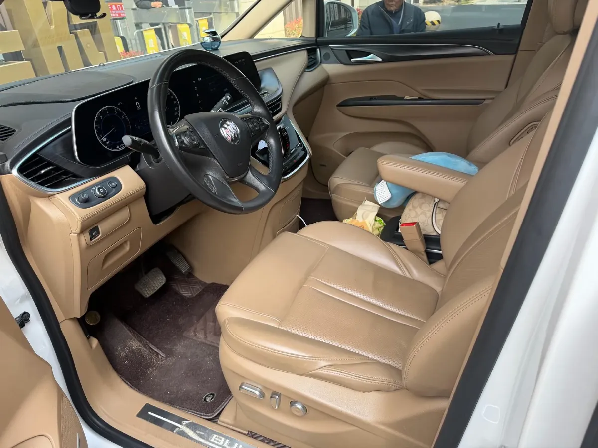 2021 Buick GL8 2.0T 237HP L4 9AT,autocango,china used car exporter,china ev exporter,chinese used car exporter,chinese used ev exporter