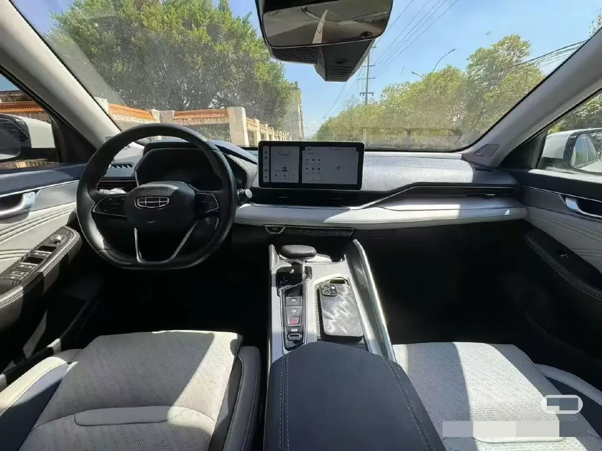 2023 Geely Preface 2.0T 190HP L4 7DCT,autocango,china used car exporter,china ev exporter,chinese used car exporter,chinese used ev exporter