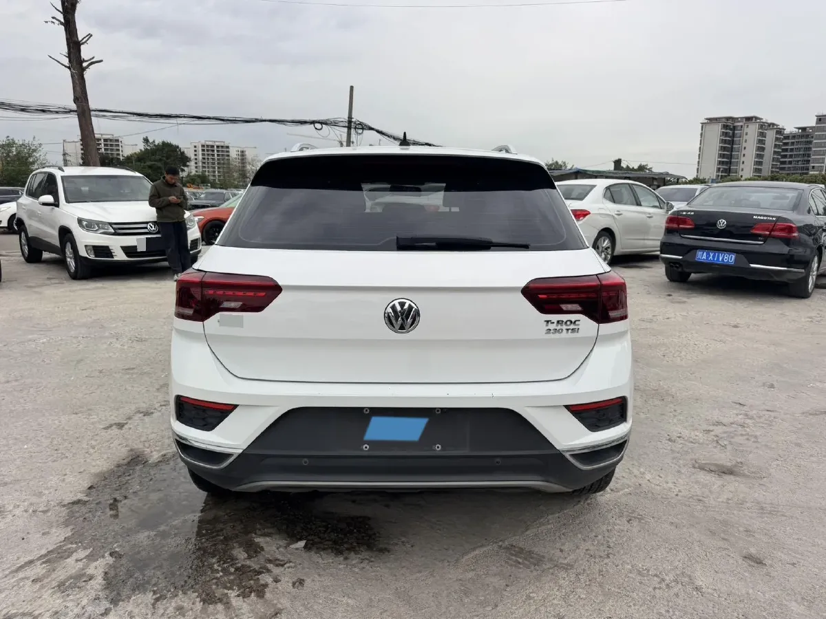 2019 Volkswagen T-Roc 1.4T 131HP L4 7DCT,autocango,china used car exporter,china ev exporter,chinese used car exporter,chinese used ev exporter