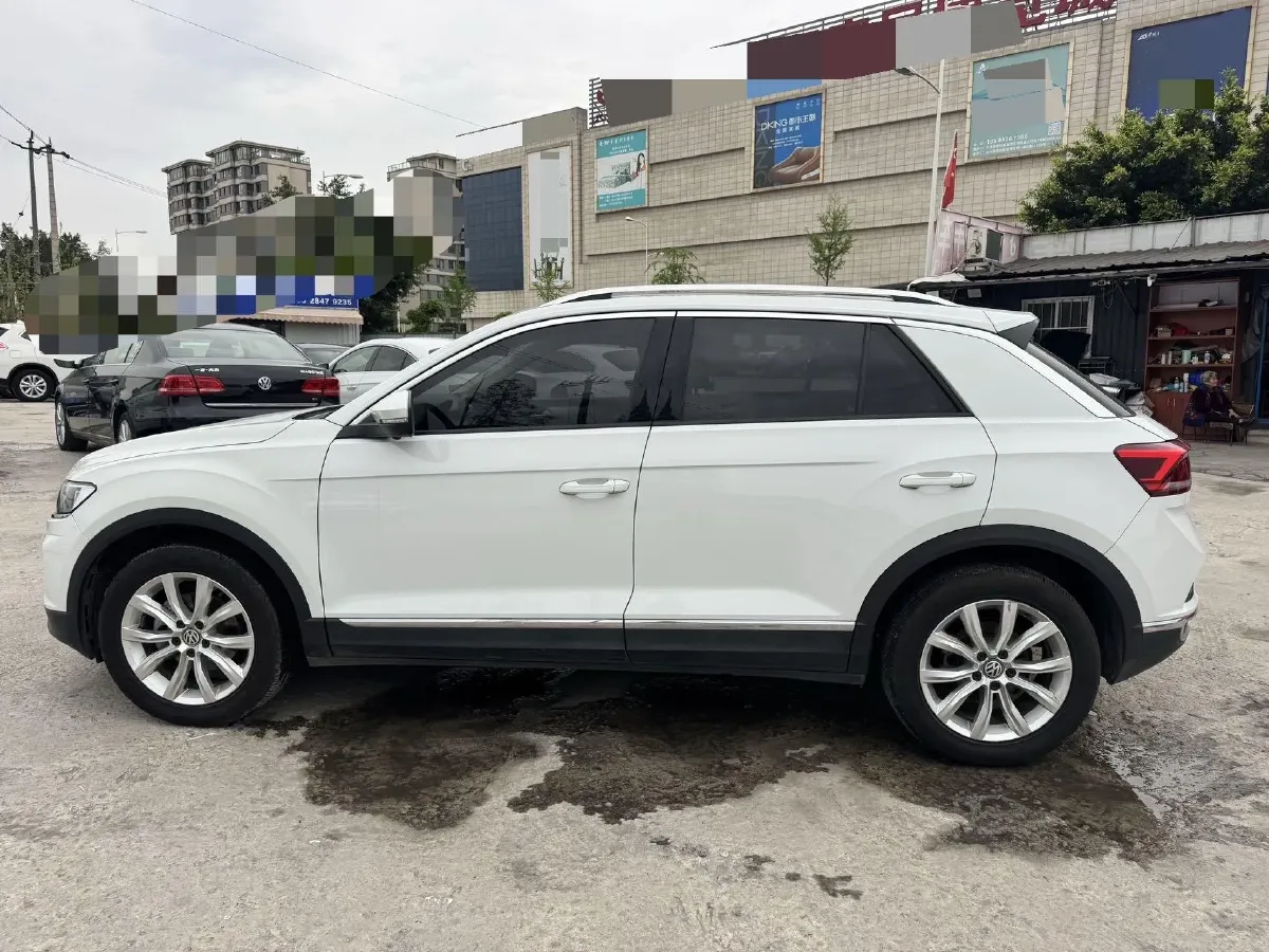 2019 Volkswagen T-Roc 1.4T 131HP L4 7DCT,autocango,china used car exporter,china ev exporter,chinese used car exporter,chinese used ev exporter