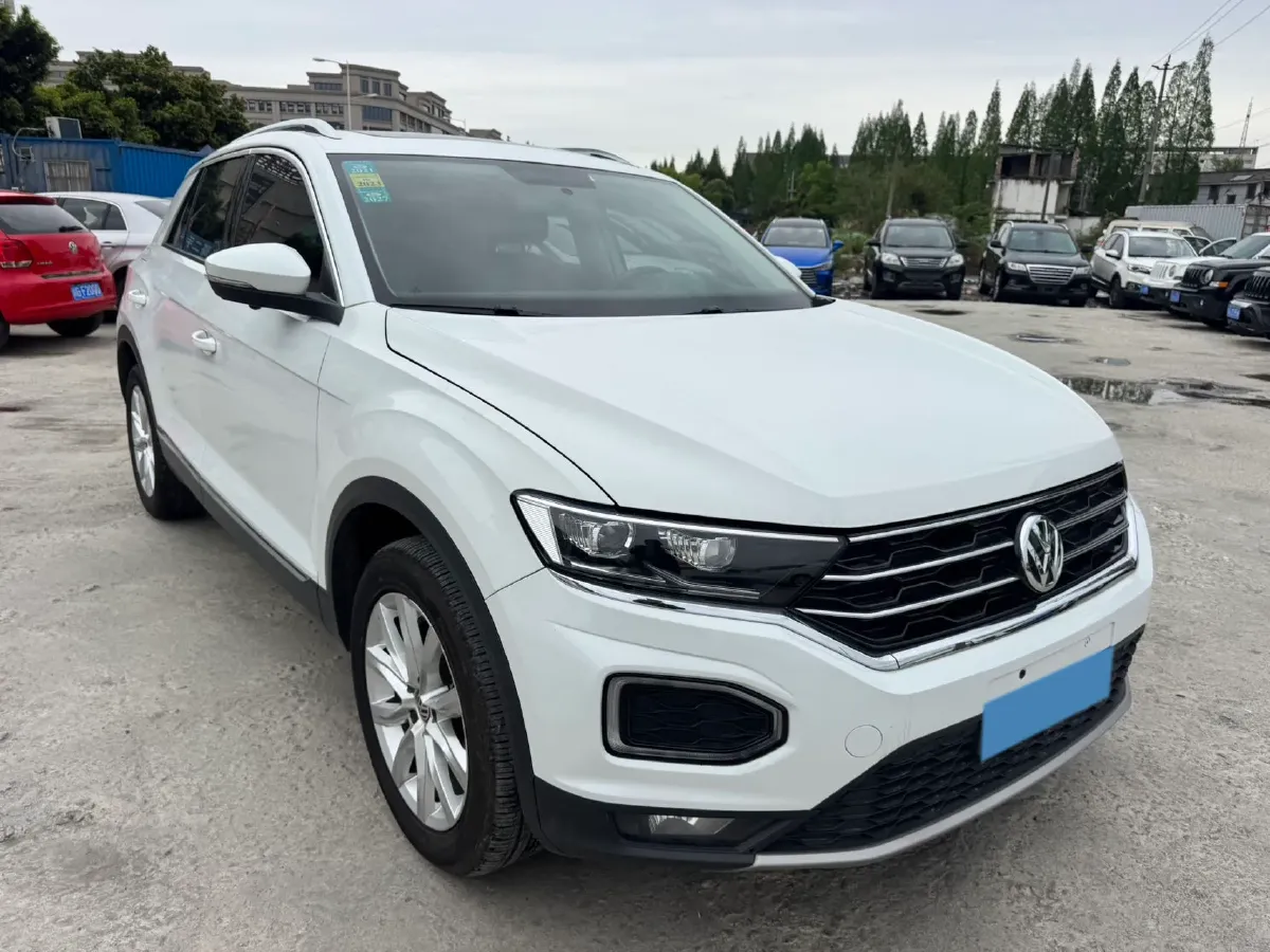 2019 Volkswagen T-Roc 1.4T 131HP L4 7DCT,autocango,china used car exporter,china ev exporter,chinese used car exporter,chinese used ev exporter