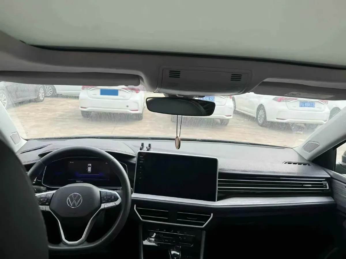 2023 Volkswagen Sagitar 1.2T 116HP L4 7DCT,autocango,china used car exporter,china ev exporter,chinese used car exporter,chinese used ev exporter