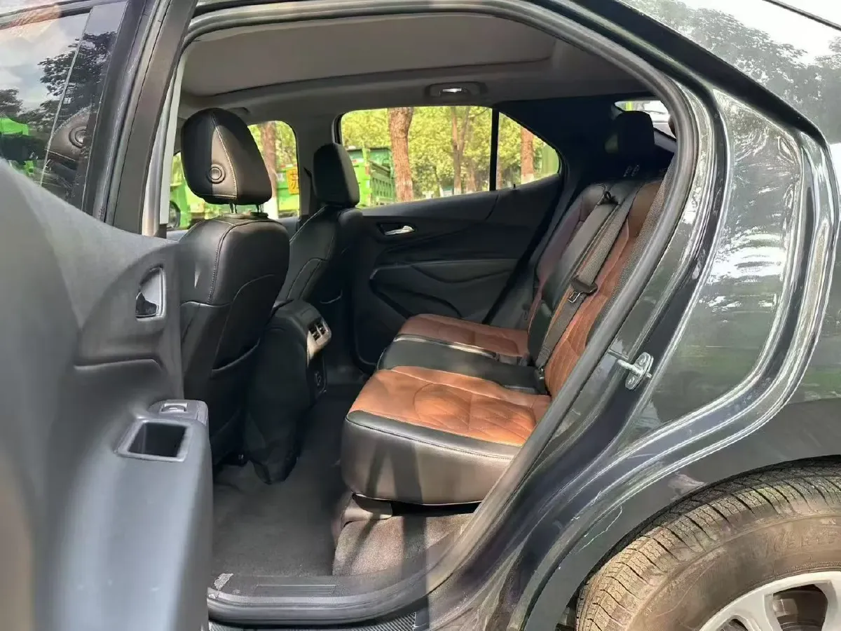 2018 Chevrolet Equinox 1.5T 180HP L4 6AT,autocango,china used car exporter,china ev exporter,chinese used car exporter,chinese used ev exporter