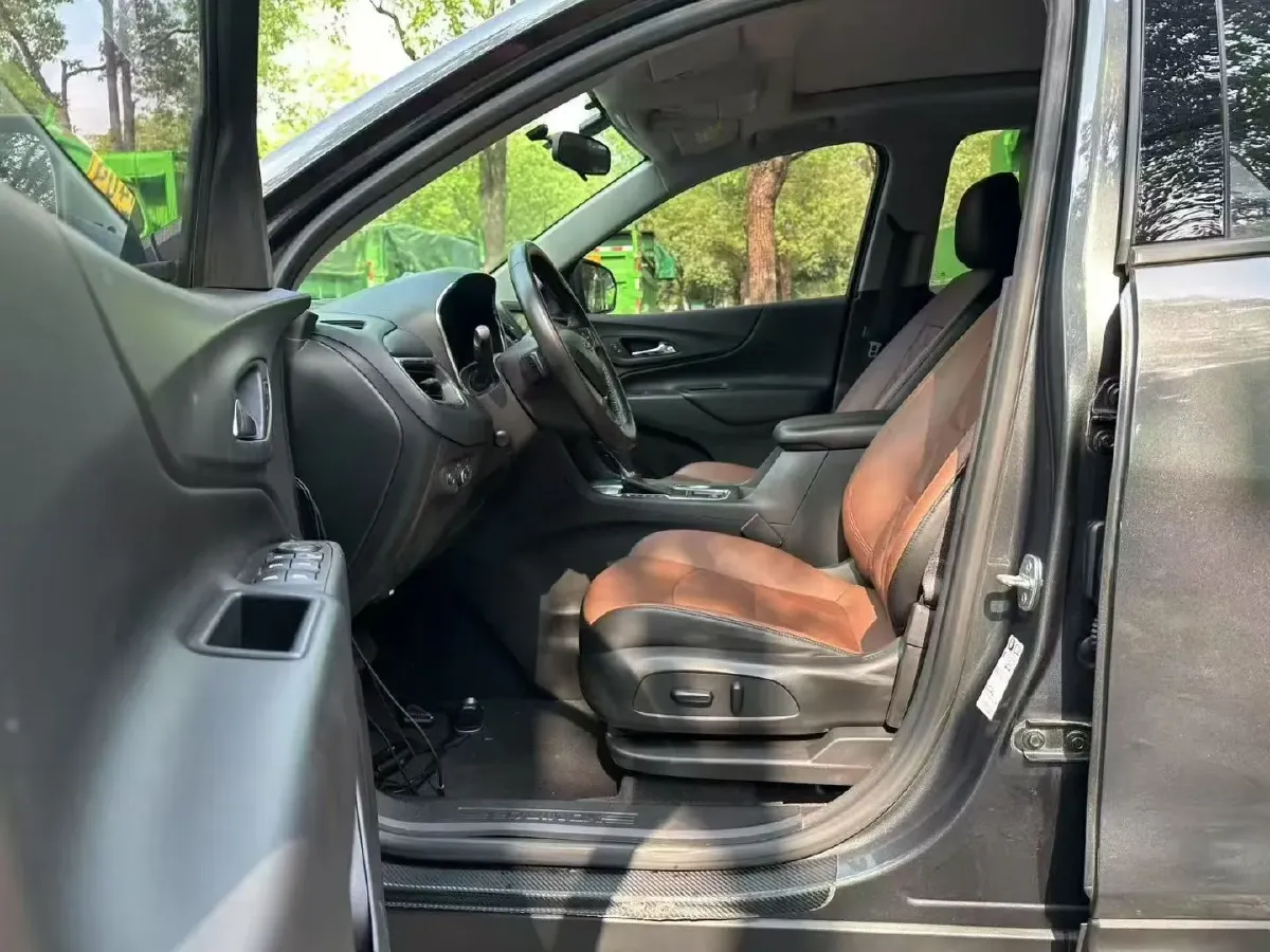 2018 Chevrolet Equinox 1.5T 180HP L4 6AT,autocango,china used car exporter,china ev exporter,chinese used car exporter,chinese used ev exporter