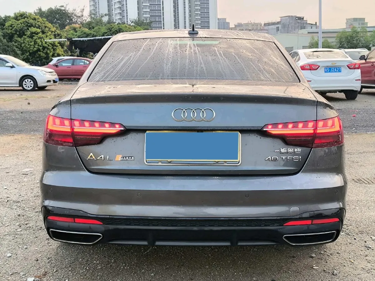 2022 Audi A4L 2.0T 190HP L4 7DCT,autocango,china used car exporter,china ev exporter,chinese used car exporter,chinese used ev exporter