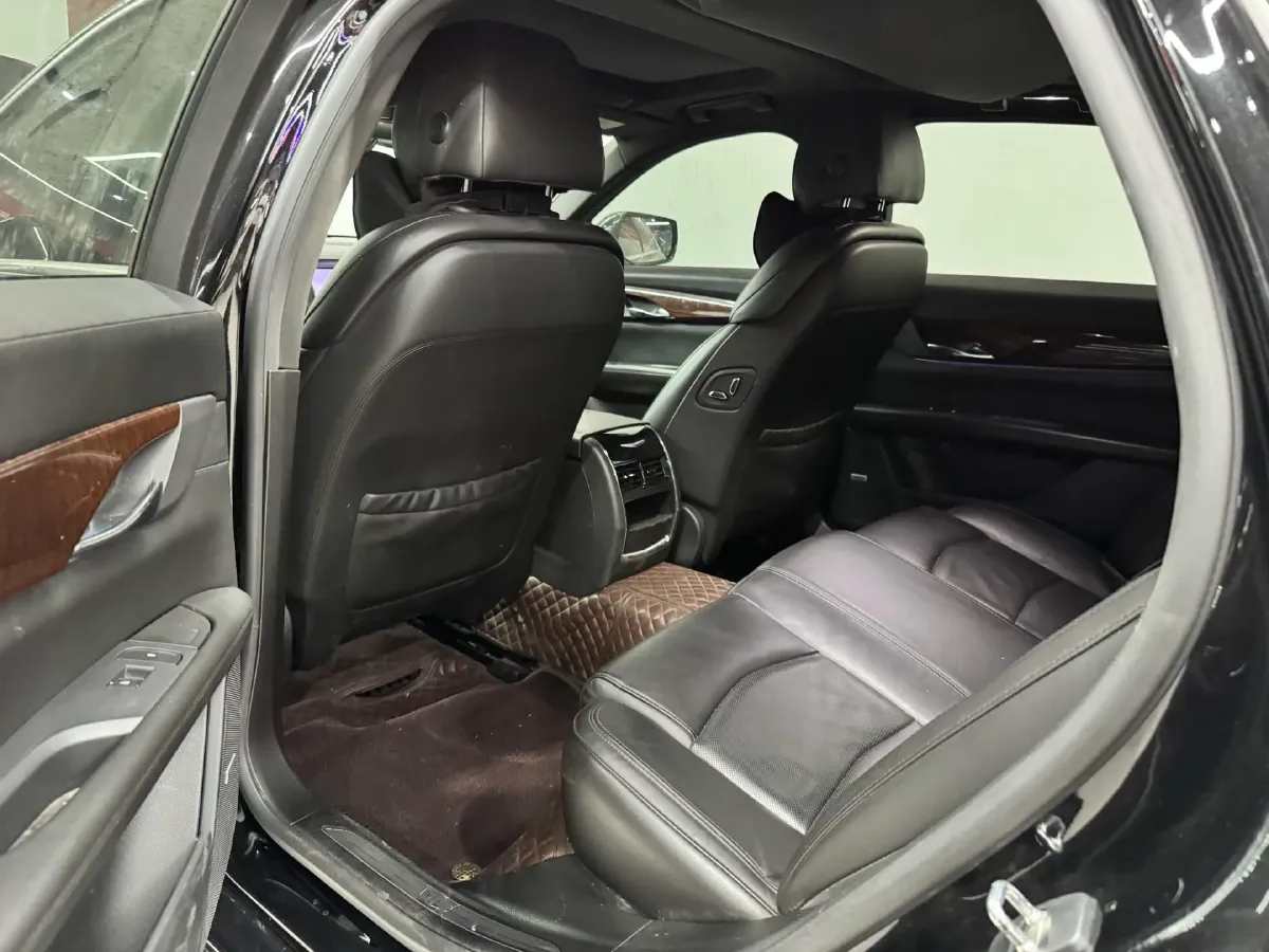 2021 Cadillac CT6 2.0T 237HP L4 10AT,autocango,china used car exporter,china ev exporter,chinese used car exporter,chinese used ev exporter