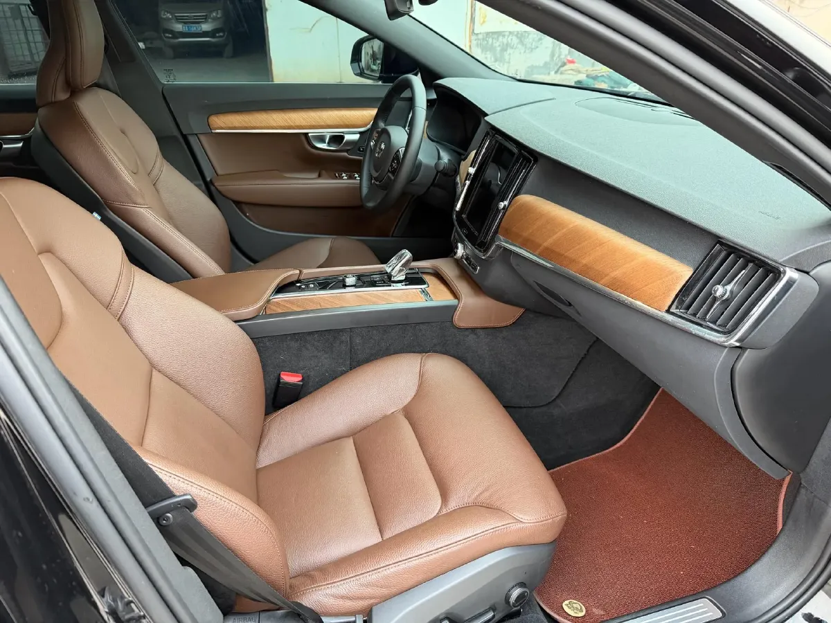 2024 Volvo S90 2.0T 250HP L4 8AT,autocango,china used car exporter,china ev exporter,chinese used car exporter,chinese used ev exporter