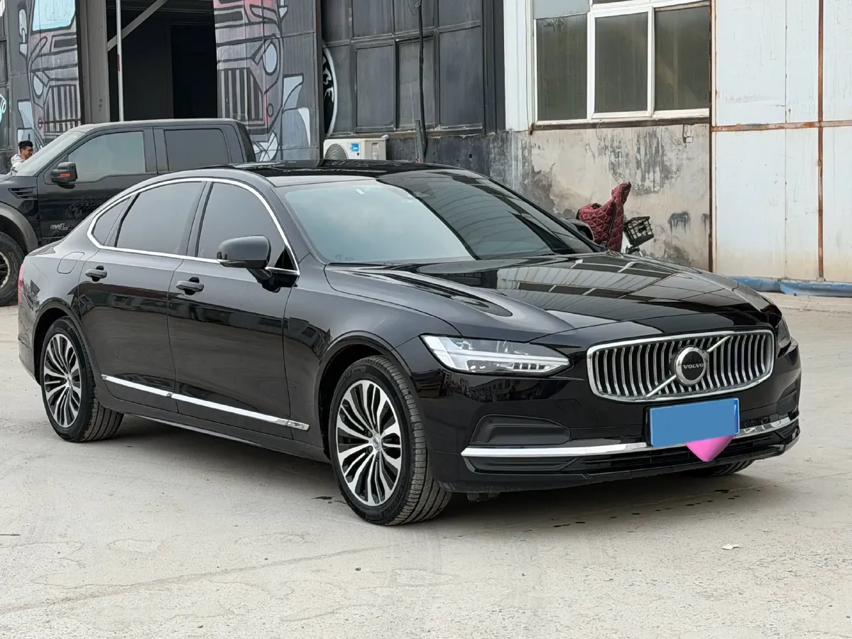 2024 Volvo S90 2.0T 250HP L4 8AT,autocango,china used car exporter,china ev exporter,chinese used car exporter,chinese used ev exporter