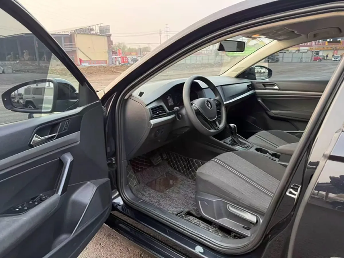 2021 Volkswagen Lavida 1.5L 113HP L4 6AT,autocango,china used car exporter,china ev exporter,chinese used car exporter,chinese used ev exporter