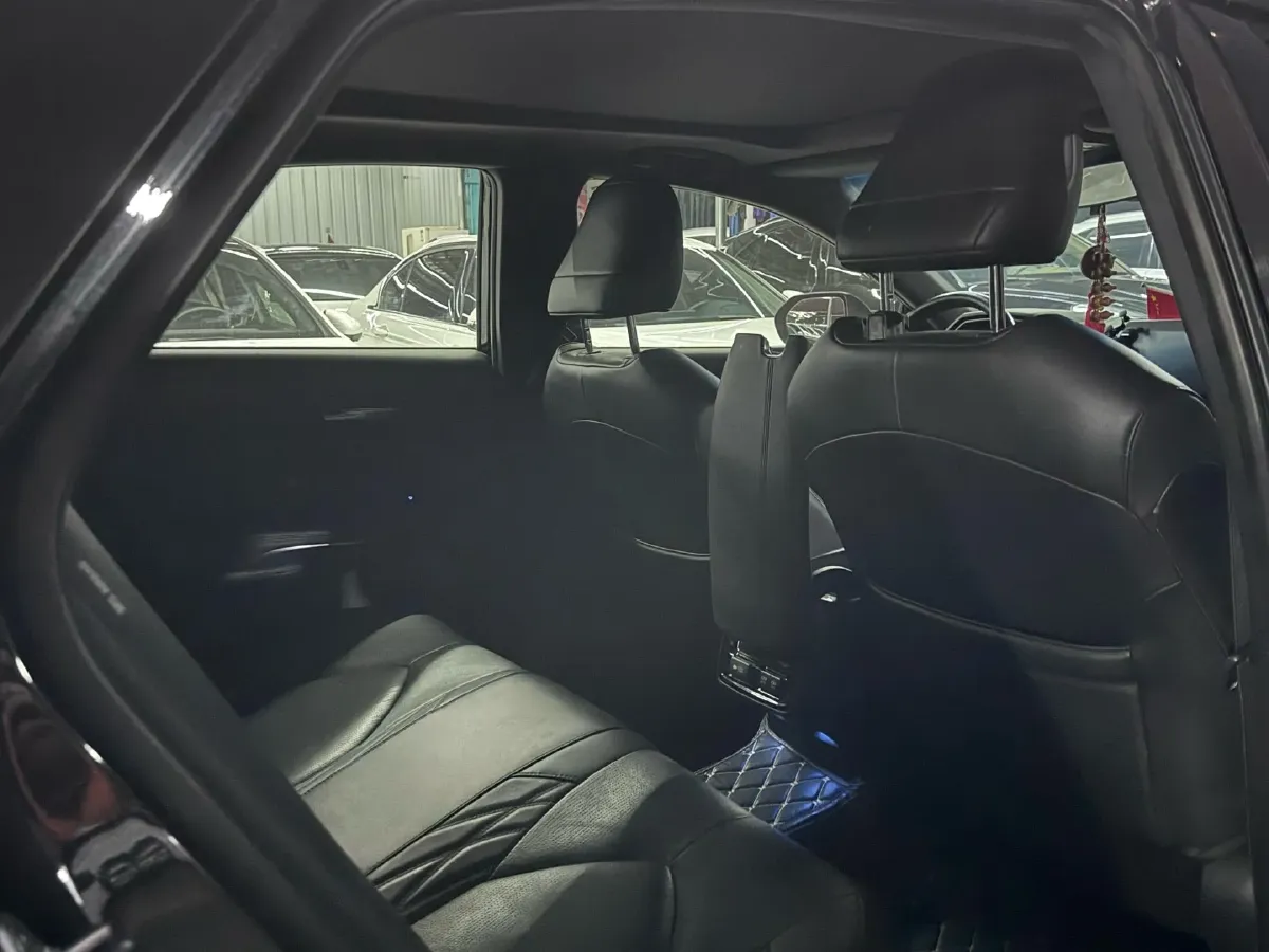 2019 Toyota Avalon 2.5L 178HP L4 E-CVT Hybrid,autocango,china used car exporter,china ev exporter,chinese used car exporter,chinese used ev exporter