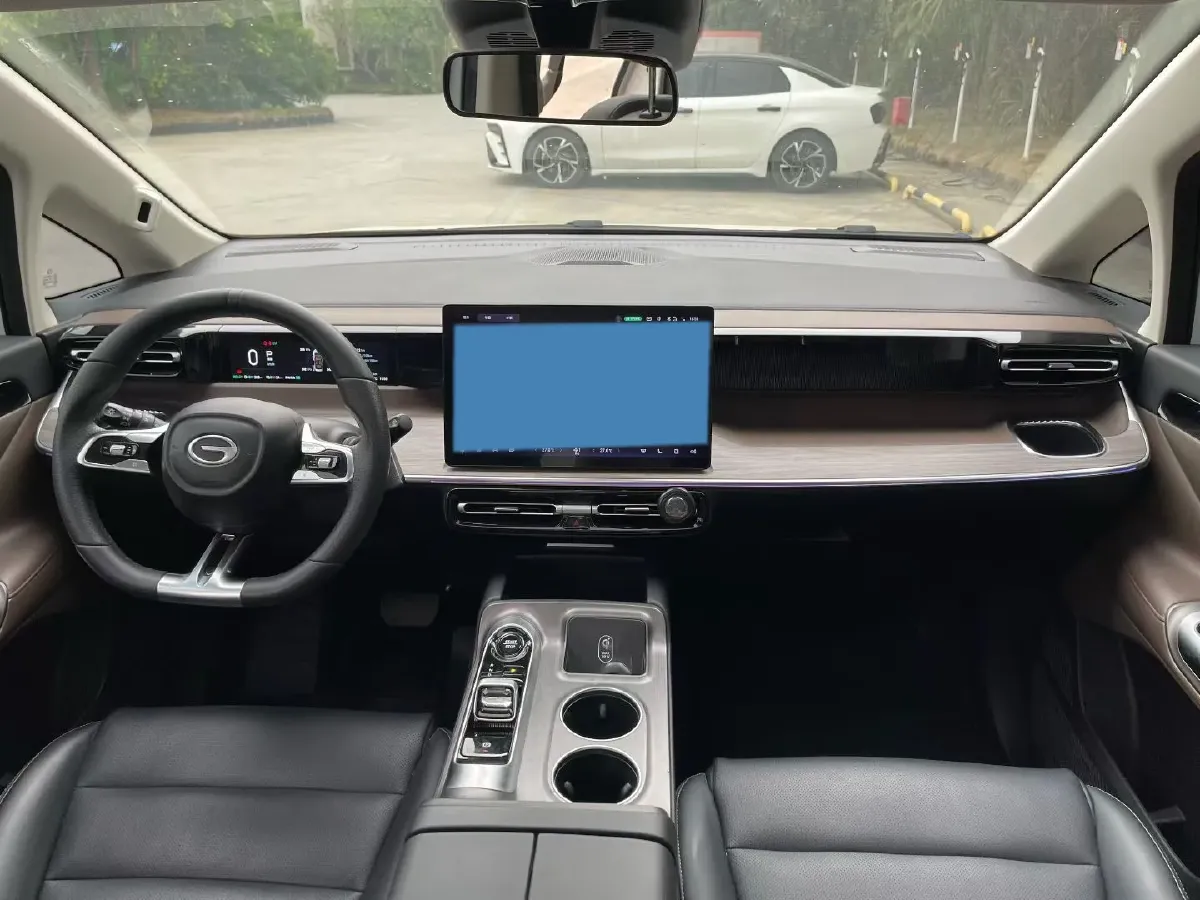 2024 GAC Trumpchi E8 2.0L 140HP L4 2DHT PHEV 25.57KWH,autocango,china used car exporter,china ev exporter,chinese used car exporter,chinese used ev exporter