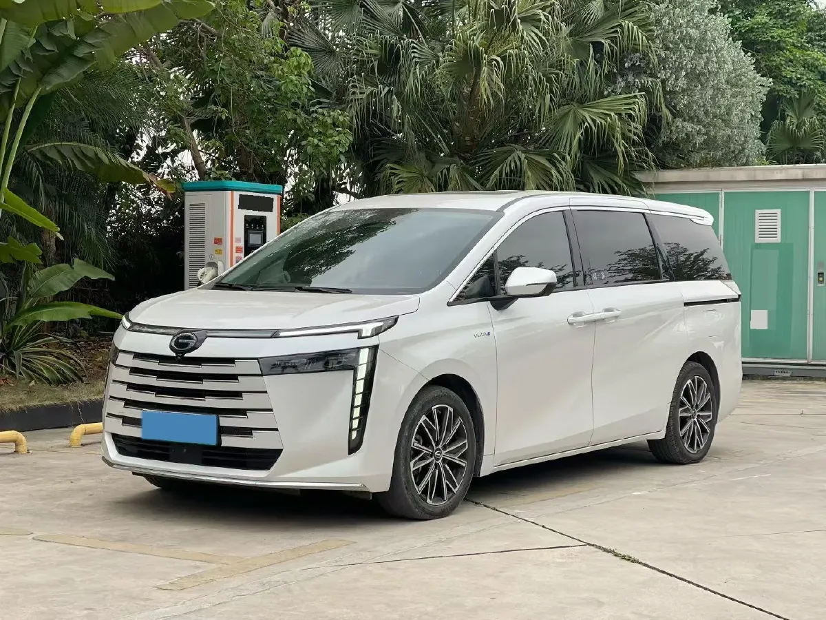 2024 GAC Trumpchi E8 2.0L 140HP L4 2DHT PHEV 25.57KWH,autocango,china used car exporter,china ev exporter,chinese used car exporter,chinese used ev exporter