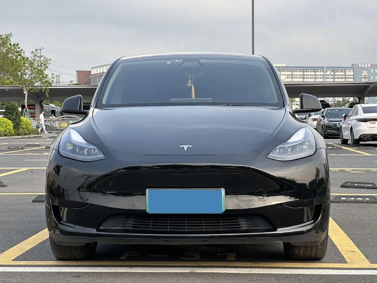 2022 Tesla Model Y BEV 60KWH,autocango,china used car exporter,china ev exporter,chinese used car exporter,chinese used ev exporter