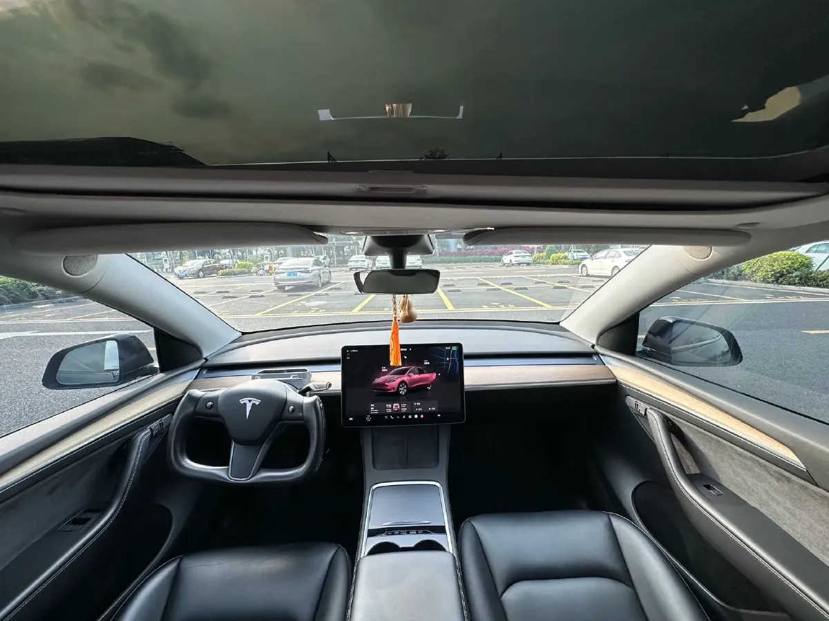 2022 Tesla Model Y BEV 60KWH,autocango,china used car exporter,china ev exporter,chinese used car exporter,chinese used ev exporter