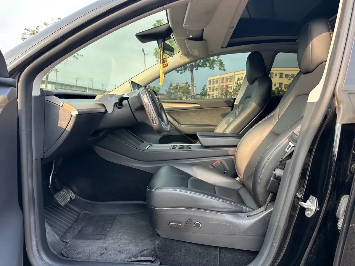 2022 Tesla Model Y BEV 60KWH,autocango,china used car exporter,china ev exporter,chinese used car exporter,chinese used ev exporter