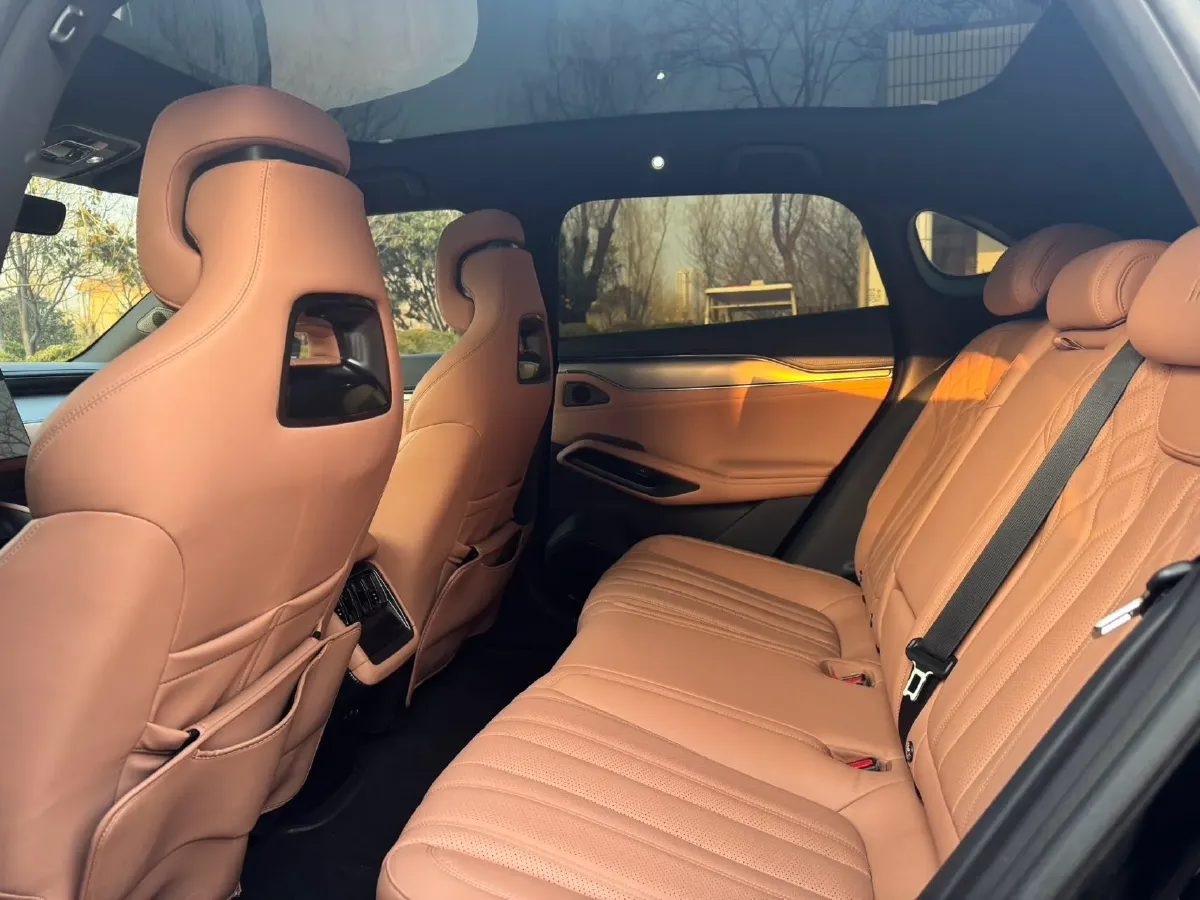 2024 BYD SongL EV BEV 71.8KWH,autocango,china used car exporter,china ev exporter,chinese used car exporter,chinese used ev exporter