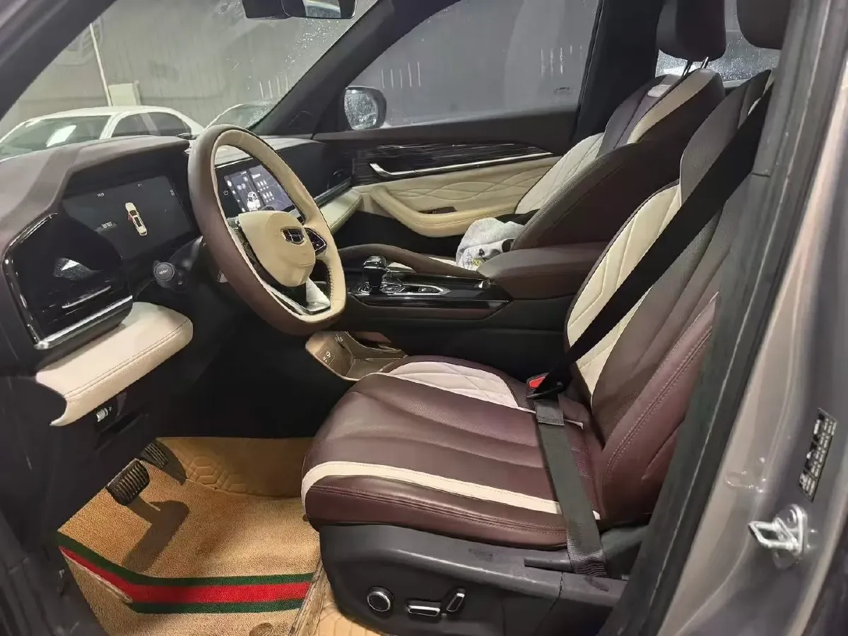 2021 Geely Monjaro 2.0T 218HP L4 7DCT,autocango,china used car exporter,china ev exporter,chinese used car exporter,chinese used ev exporter